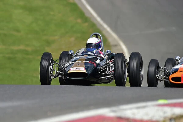 CM32 4976 Richard Wilson, Brabham BT6