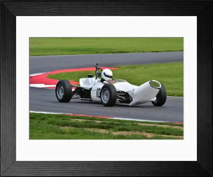 Framed Print : CM3 0128 James Hadfield, Titan Mk4 Framed Print : CM3 0128 James Hadfield, Titan Mk4