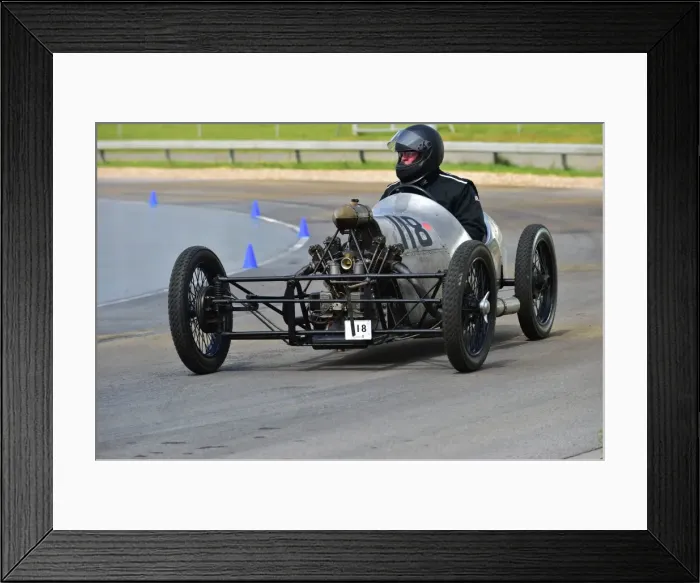 Framed Print : CM3 0473 Gary Clare, Grannie Framed Print : CM3 0473 Gary Clare, Grannie