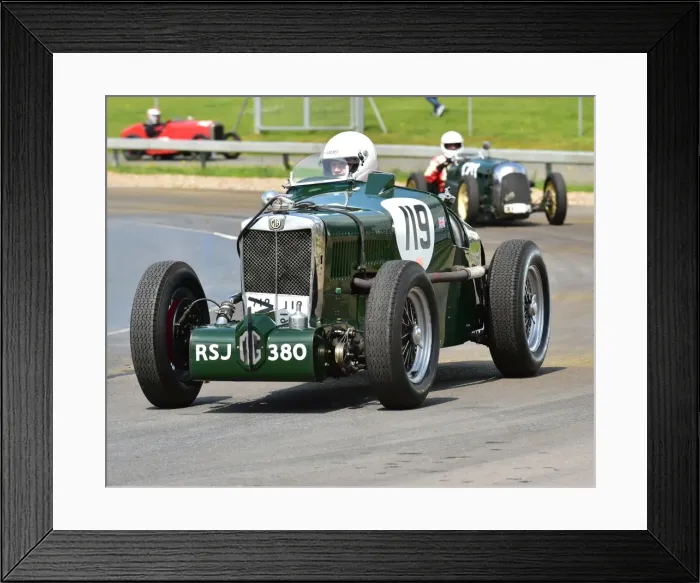 Framed Print : CM3 0475 Harry Painter, MG PA, RSJ 380 Framed Print : CM3 0475 Harry Painter, MG PA, RSJ 380