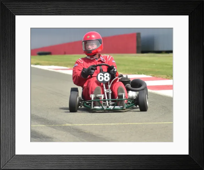 Framed Print : CM3 9307 John Reader, Blow Invader, Villers 9E, 1968
