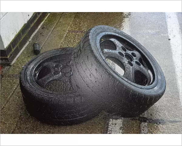 CJ5 4991 Wet tyres