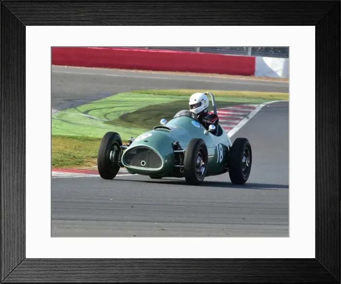 Framed Print : CM15 1623 Richard Knight, Oliver Harris, Austin Healey 100 Framed Print : CM15 1623 Richard Knight, Oliver Harris, Austin Healey 100