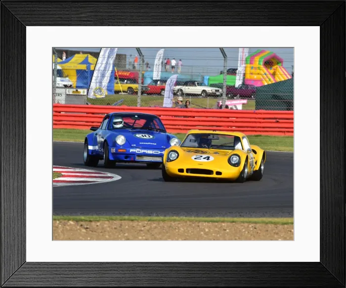 Framed Print : CM3 8699 Andrew Newall, Chevron B8, Bruce White, Porsche 911 RSR Framed Print : CM3 8699 Andrew Newall, Chevron B8, Bruce White, Porsche 911 RSR
