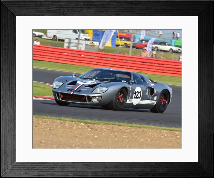 Framed Print : CM3 8720 James Cottingham, Ford GT40, 1 MUF Framed Print : CM3 8720 James Cottingham, Ford GT40, 1 MUF