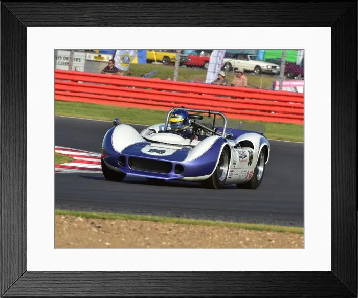Framed Print : CM3 8777 Andrew Beaumont, McLaren M1B Framed Print : CM3 8777 Andrew Beaumont, McLaren M1B