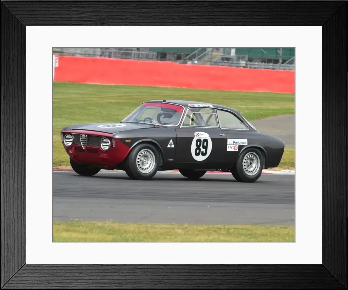 Framed Print : CM3 9188 Max Banks, Andrew Banks, Alfa Romeo Giulia Sprint GTA Framed Print : CM3 9188 Max Banks, Andrew Banks, Alfa Romeo Giulia Sprint GTA