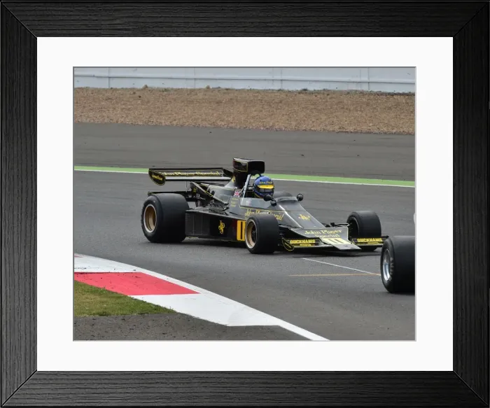 Framed Print : CM3 9397 Andrew Beaumont, Lotus 76 Framed Print : CM3 9397 Andrew Beaumont, Lotus 76