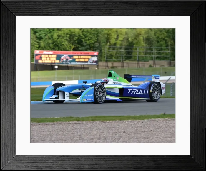 Framed Print : CM4 4329 Jarno Trulli, Trulli, Spark-Renault SRT 01E Framed Print : CM4 4329 Jarno Trulli, Trulli, Spark-Renault SRT 01E