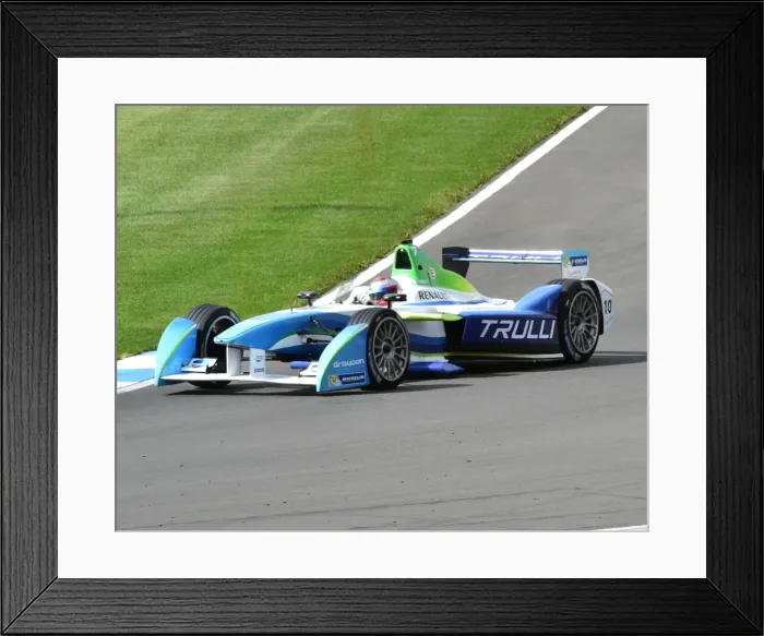 Framed Print : CM4 4526 Jarno Trulli, Trulli, Spark-Renault SRT 01E Framed Print : CM4 4526 Jarno Trulli, Trulli, Spark-Renault SRT 01E