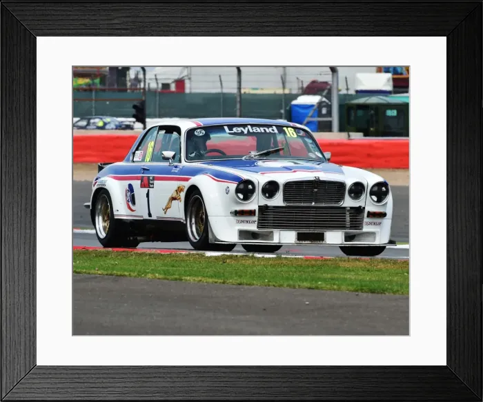 Framed Print : CM3 9731 Chris Scragg, Jaguar XJ12 Framed Print : CM3 9731 Chris Scragg, Jaguar XJ12