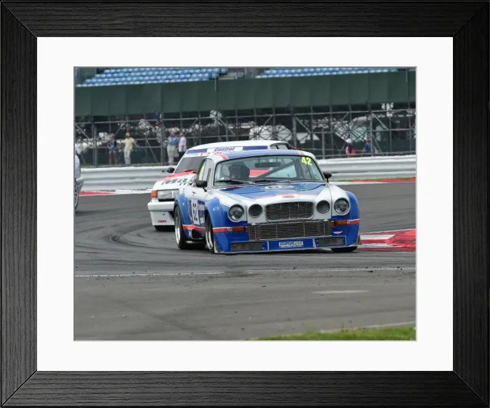 Framed Print : CM3 9755 Paul Pochciol, Jaguar XJ12 Framed Print : CM3 9755 Paul Pochciol, Jaguar XJ12