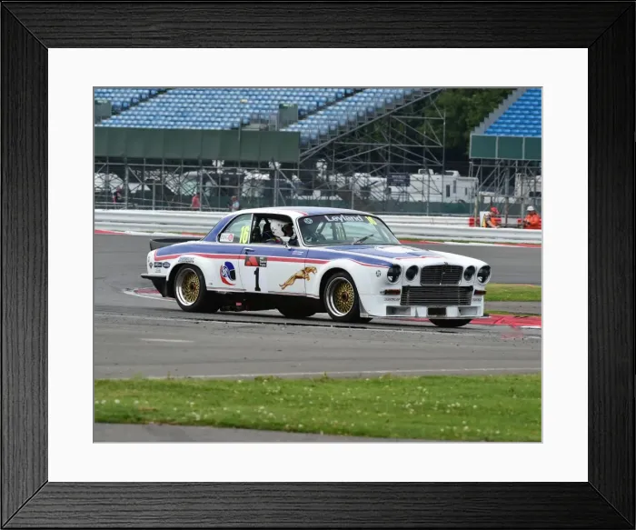 Framed Print : CM3 9769 Chris Scragg, Jaguar XJ12 Framed Print : CM3 9769 Chris Scragg, Jaguar XJ12