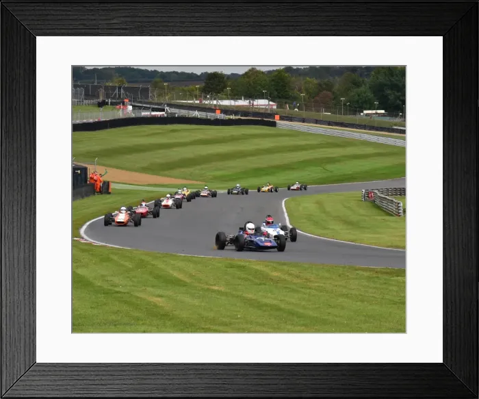 Framed Print : CM5 1470 Louis Hanjoul, formation lap Framed Print : CM5 1470 Louis Hanjoul, formation lap