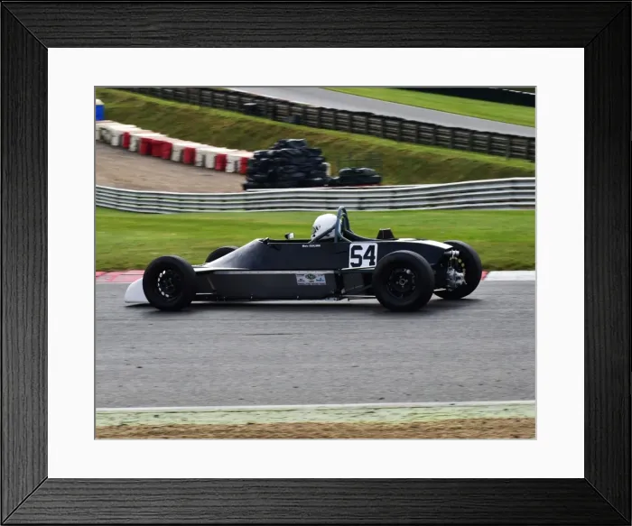 Framed Print : CM5 1327 Mike Guilmin, Van Diemen RF81 Framed Print : CM5 1327 Mike Guilmin, Van Diemen RF81