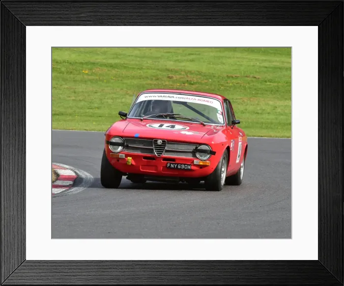 Framed Print : CM5 2503 Will Dick, Alfa Romeo GT TS, FNY 690 K Framed Print : CM5 2503 Will Dick, Alfa Romeo GT TS, FNY 690 K