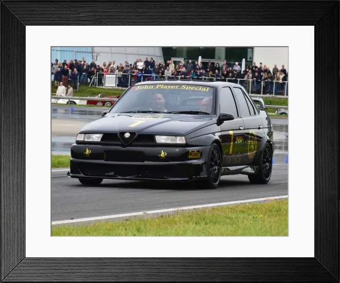 Framed Print : CM5 3112 Alex Smith, Alfa Romeo 155, Silverstone Framed Print : CM5 3112 Alex Smith, Alfa Romeo 155, Silverstone