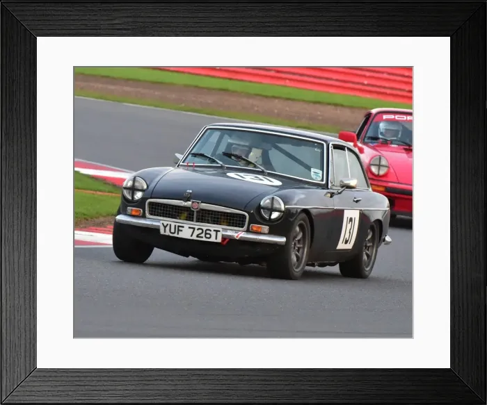 Framed Print : CM5 4872 Mark Bennett, MG B, YUF 726 T