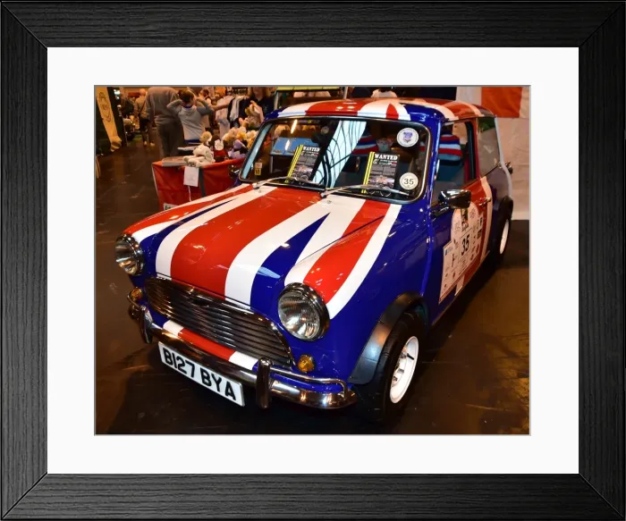 Framed Print : CM5 8117 Union flag, Mini, B127 BYA Framed Print : CM5 8117 Union flag, Mini, B127 BYA