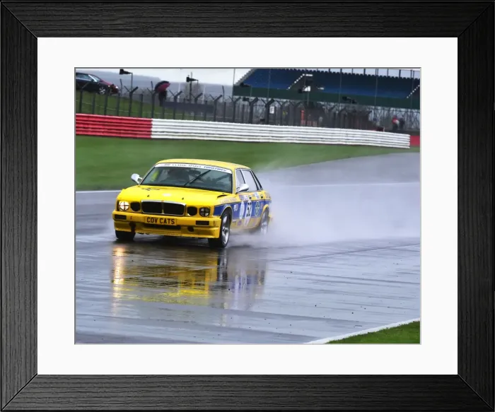 Framed Print : CM5 6982 Gail Hill, Jaguar XJ40 Framed Print : CM5 6982 Gail Hill, Jaguar XJ40