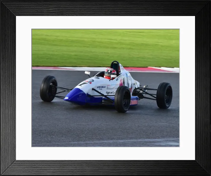 Framed Print : CM5 7495 Scott Malvern, Spectrum 011C Framed Print : CM5 7495 Scott Malvern, Spectrum 011C