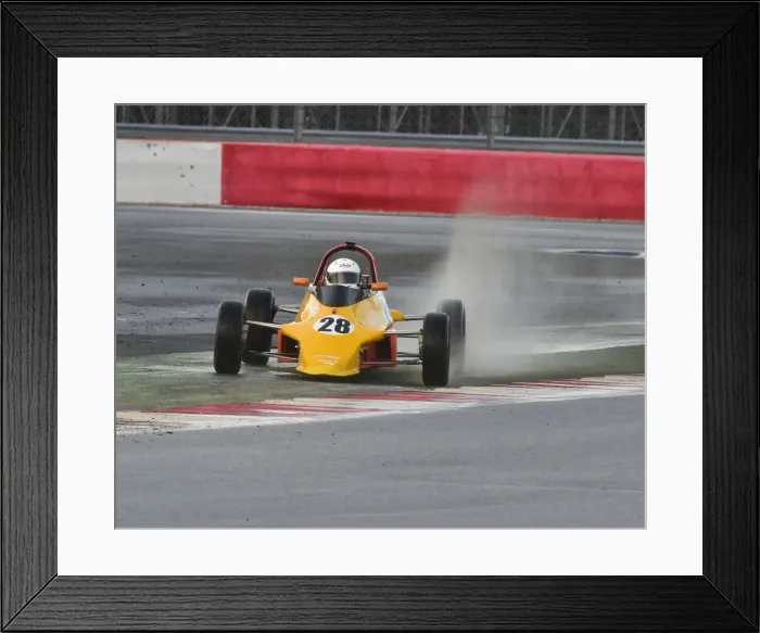 Framed Print : CM5 7548 Jamie Jardine, Reynard 84FF