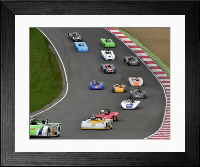 Framed Print : CM5 5875 Grid progesses to Hailwood Hill Framed Print : CM5 5875 Grid progesses to Hailwood Hill