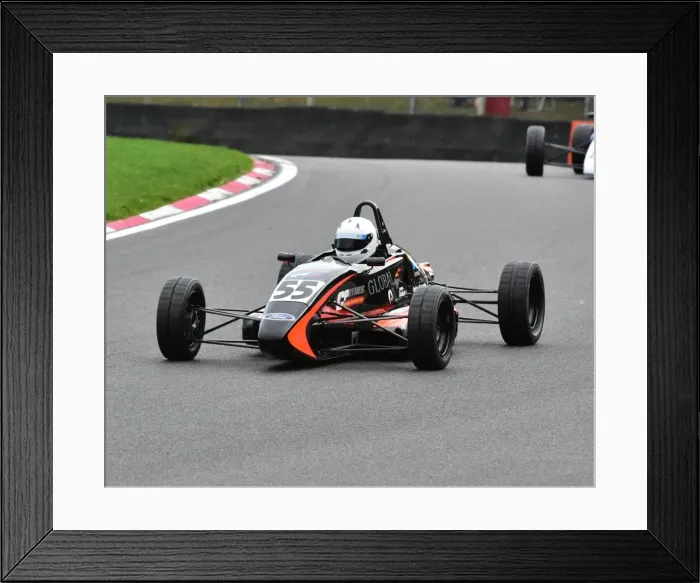 Framed Print : CM5 6362 Noel Robinson, Van Diemen JL012K Framed Print : CM5 6362 Noel Robinson, Van Diemen JL012K