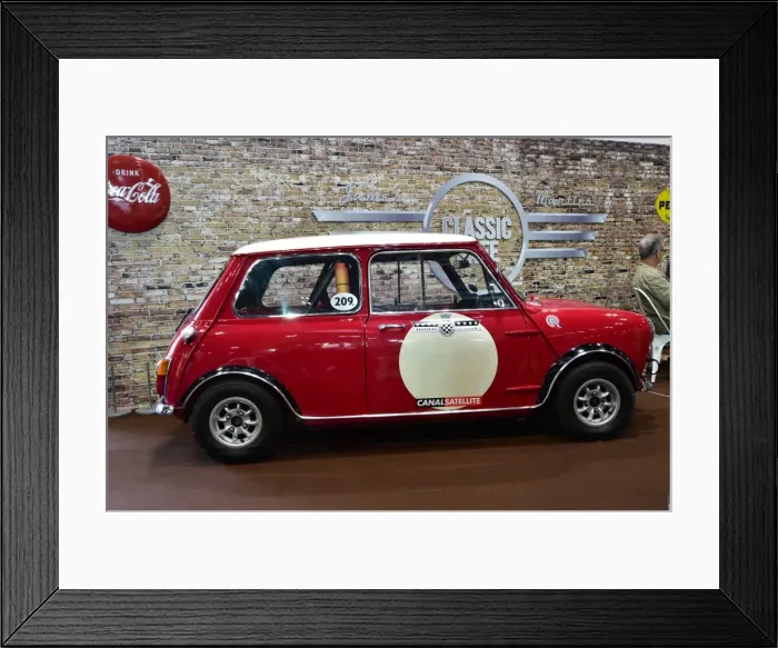 Framed Print : CM5 8744 Morris Mini Cooper S, OBL 48 F Framed Print : CM5 8744 Morris Mini Cooper S, OBL 48 F