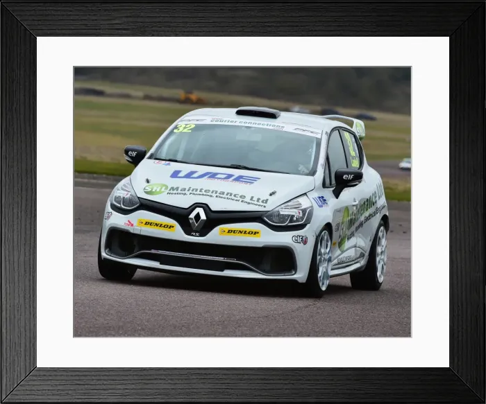 Framed Print : CM5 9509 Charlie Ladell, Renault Clio Framed Print : CM5 9509 Charlie Ladell, Renault Clio