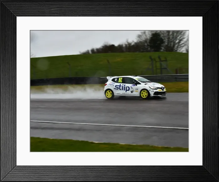 Framed Print : CM5 9768 Jordan Stilp, Renault UK Clio Cup Framed Print : CM5 9768 Jordan Stilp, Renault UK Clio Cup
