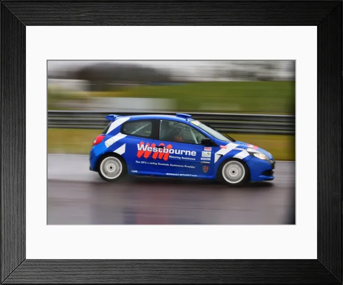 Framed Print : CM5 9817 Renault UK Clio Cup Framed Print : CM5 9817 Renault UK Clio Cup