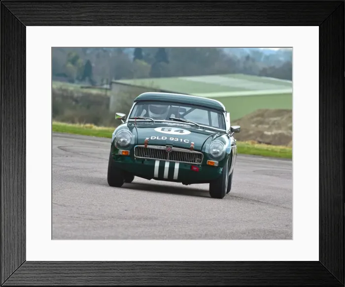 Framed Print : CM6 7965 Martin Richardson, MGB Framed Print : CM6 7965 Martin Richardson, MGB