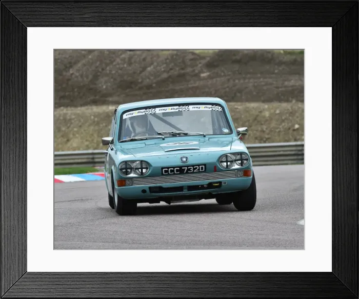 Framed Print : CM6 8304 Richard Cross, Triumph 2000 Mk1 Framed Print : CM6 8304 Richard Cross, Triumph 2000 Mk1