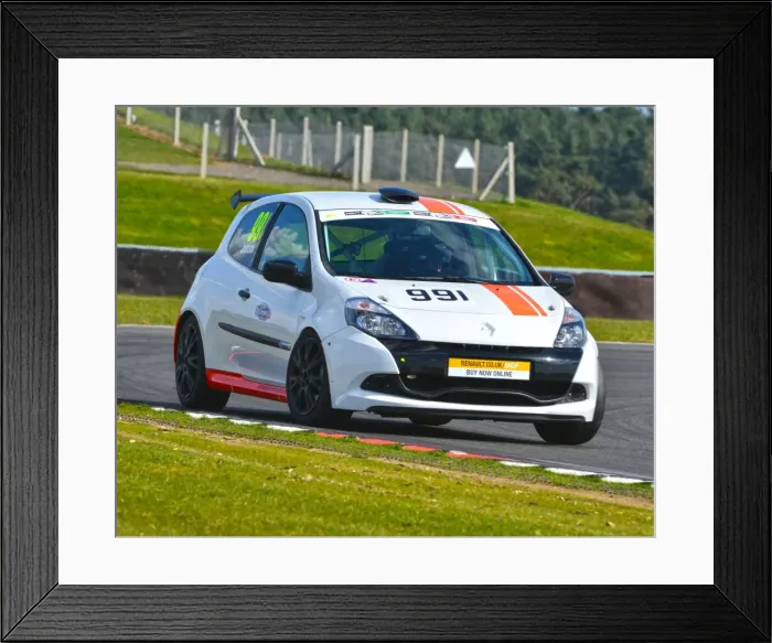 Framed Print : CJ5 6920 Darren Johnson, Renault Clio Cup Framed Print : CJ5 6920 Darren Johnson, Renault Clio Cup