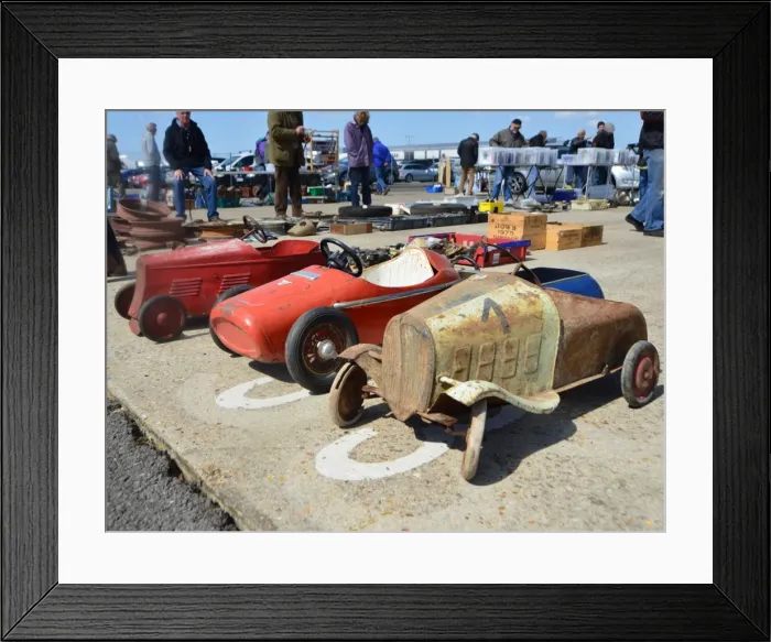 Framed Print : CJ5 7220 Restoration projects, boys toys Framed Print : CJ5 7220 Restoration projects, boys toys