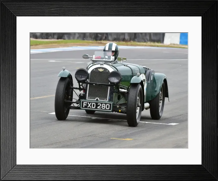 Framed Print : CM7 5543 Leigh Sebba, Tasmin Doyle, Morgan Framed Print : CM7 5543 Leigh Sebba, Tasmin Doyle, Morgan