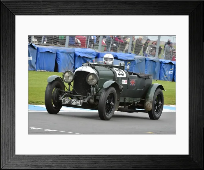 Framed Print : CM7 5546 Chris Guest, Bentley 4 Litre Le Mans Framed Print : CM7 5546 Chris Guest, Bentley 4 Litre Le Mans