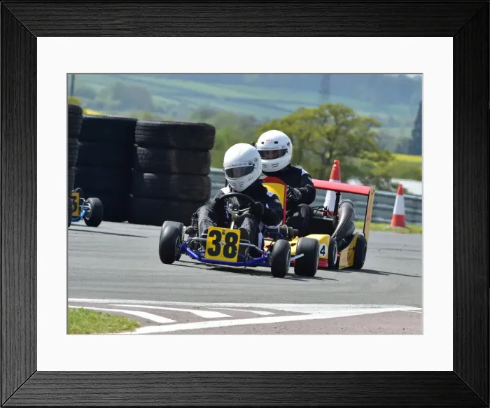 Framed Print : CM7 5268 Maurice Healey, Deavison Sprint Framed Print : CM7 5268 Maurice Healey, Deavison Sprint