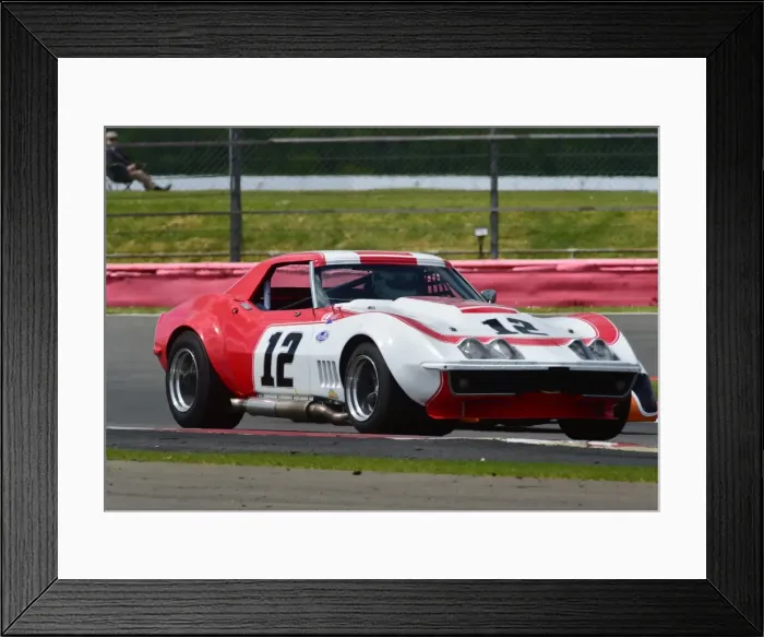 Framed Print : CM7 6347 Peter Hallford, Nigel Garrett, Chevrolet Corvette Framed Print : CM7 6347 Peter Hallford, Nigel Garrett, Chevrolet Corvette