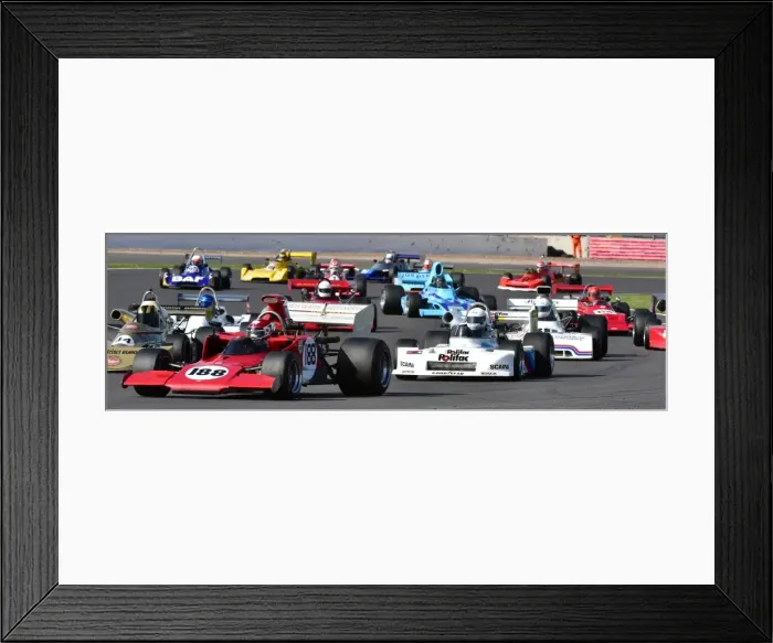 Framed Print : CM7 7071 A full grid