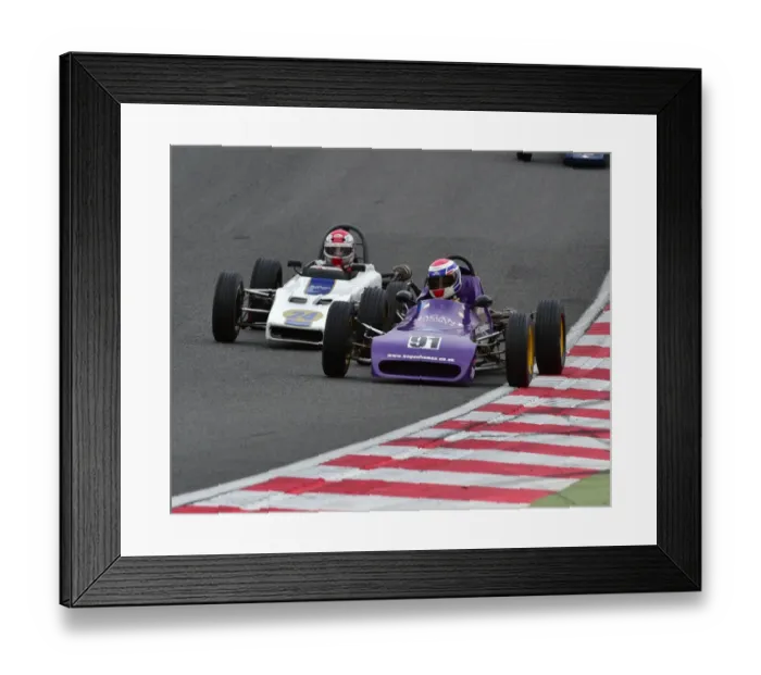 Framed Print : CM7 7586 Stevie Hagan, Crossle 32F, Ian Jeary, Dulon LD9