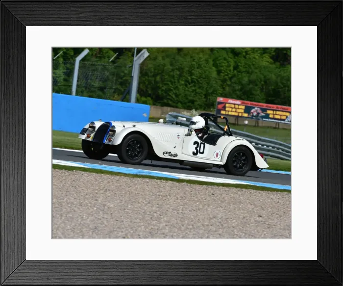 Framed Print : CM7 9945 Robin Pearce, Morgan Plus 8 Framed Print : CM7 9945 Robin Pearce, Morgan Plus 8