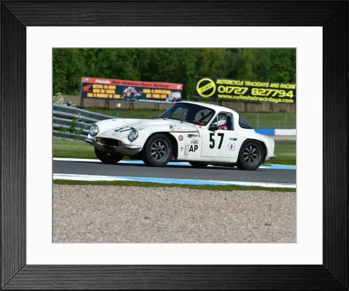 Framed Print : CM7 9954 Jason Tarr, TVR Griffith 200 Framed Print : CM7 9954 Jason Tarr, TVR Griffith 200