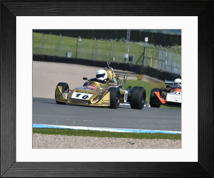 Framed Print : CM7 9985 Mark Hulme, Toj Modus M1 Framed Print : CM7 9985 Mark Hulme, Toj Modus M1