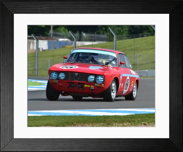 Framed Print : CM8 0118 Jon Wagstaff, Alfa Romeo GTV, LYX 194 K Framed Print : CM8 0118 Jon Wagstaff, Alfa Romeo GTV, LYX 194 K