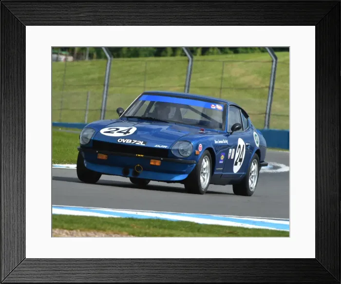 Framed Print : CM8 0158 Charles Barter, Datsun 240Z Framed Print : CM8 0158 Charles Barter, Datsun 240Z