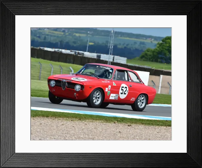Framed Print : CM8 0417 Dave Cabena, Alfa Romeo Giulia Sprint Framed Print : CM8 0417 Dave Cabena, Alfa Romeo Giulia Sprint