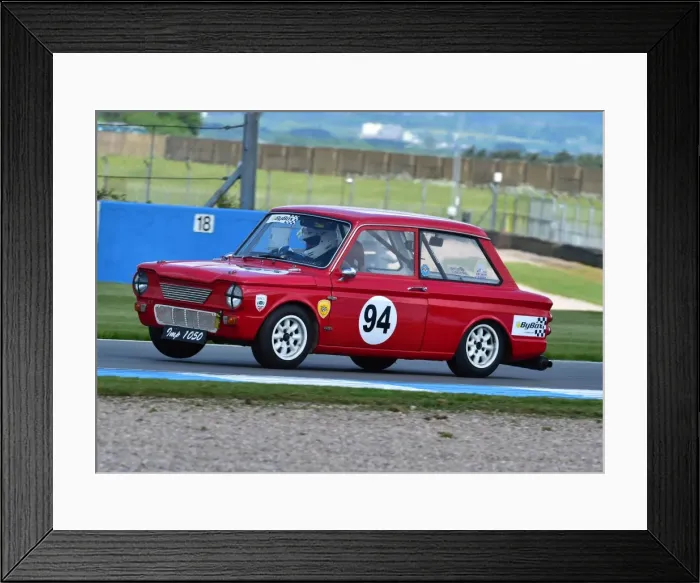 Framed Print : CM8 0474 Steven Platts, Singer Chamois Framed Print : CM8 0474 Steven Platts, Singer Chamois