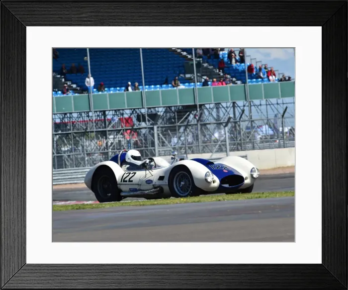 Framed Print : CM9 3834 Julian Majzub, Mark Lewis, Sadler MK III Framed Print : CM9 3834 Julian Majzub, Mark Lewis, Sadler MK III